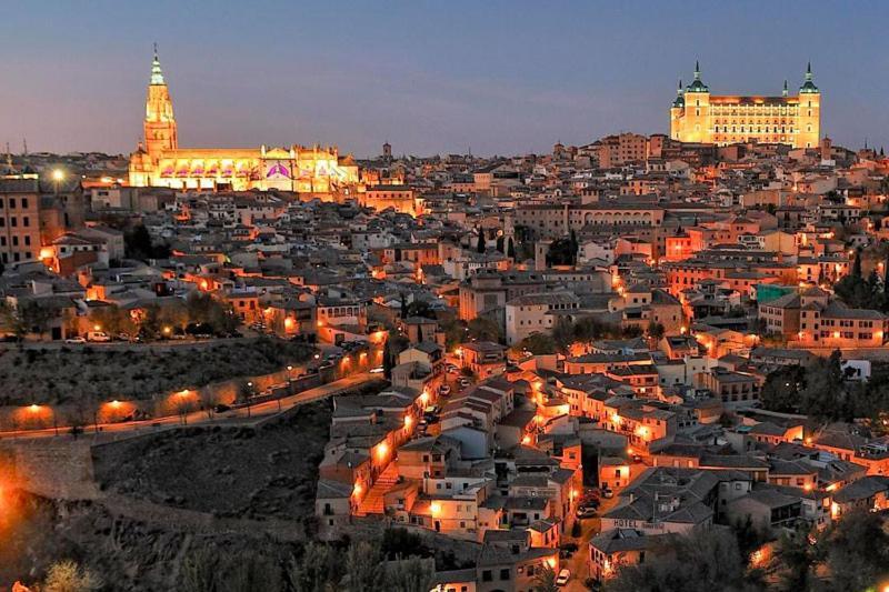 Toledo Tres Culturas: Family-Friendly Stay with Breakfast Villamiel de Toledo Exterior photo